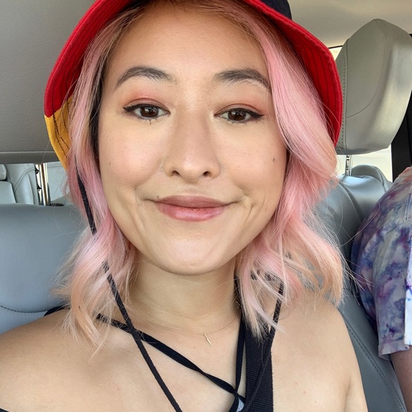 Meet your Posher, Lily - Picture 2 of 2